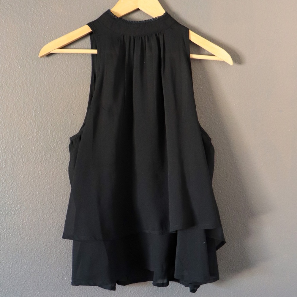 Sexy halter neck flowy blouse in black